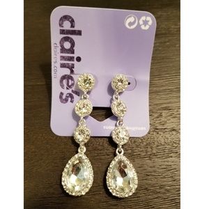 [NWT] Claire's Rhinestone Multi-Tier Drop Earrings